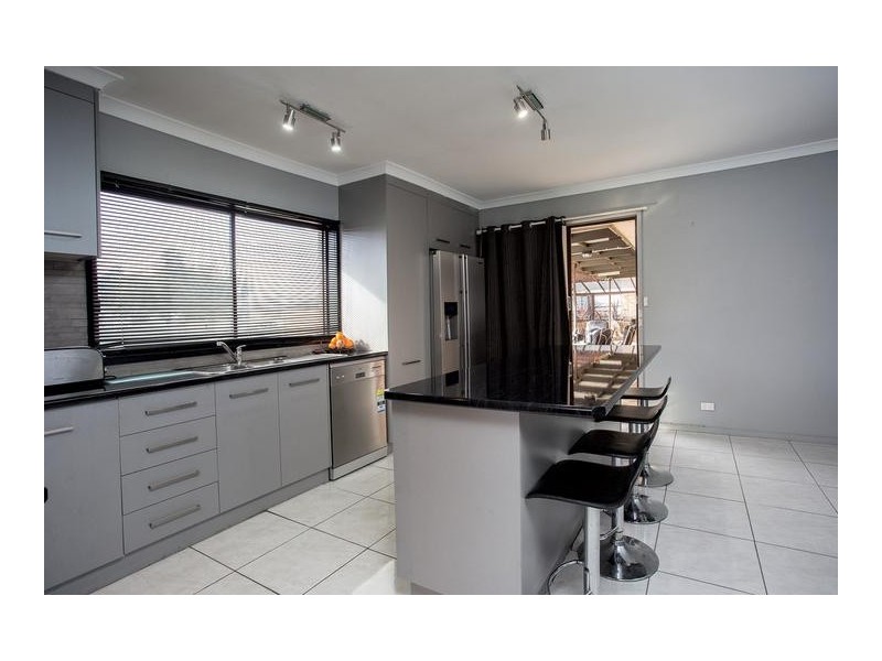 309 High Street, Kangaroo Flat VIC 3555