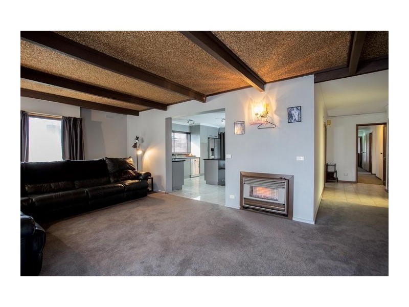 309 High Street, Kangaroo Flat VIC 3555