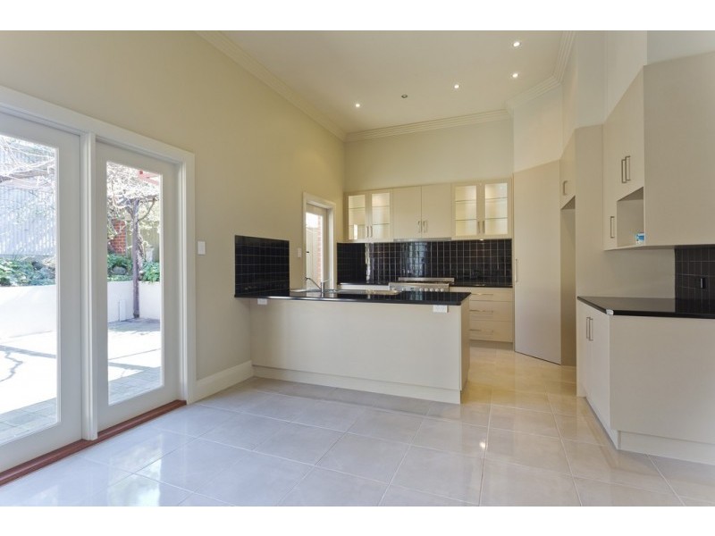 2 Carpenter Street, Quarry Hill VIC 3550