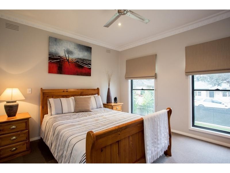 3 Kara Street, Kennington VIC 3550