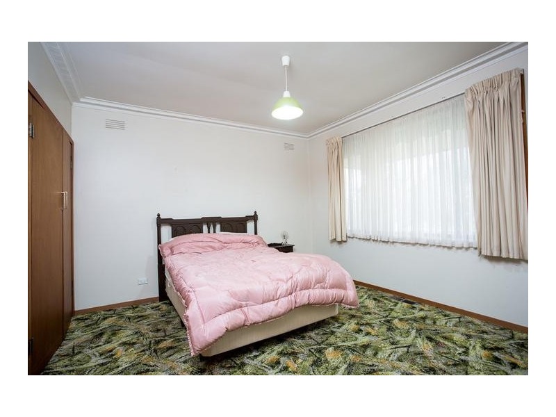 28 Woodbury Street, Strathdale VIC 3550