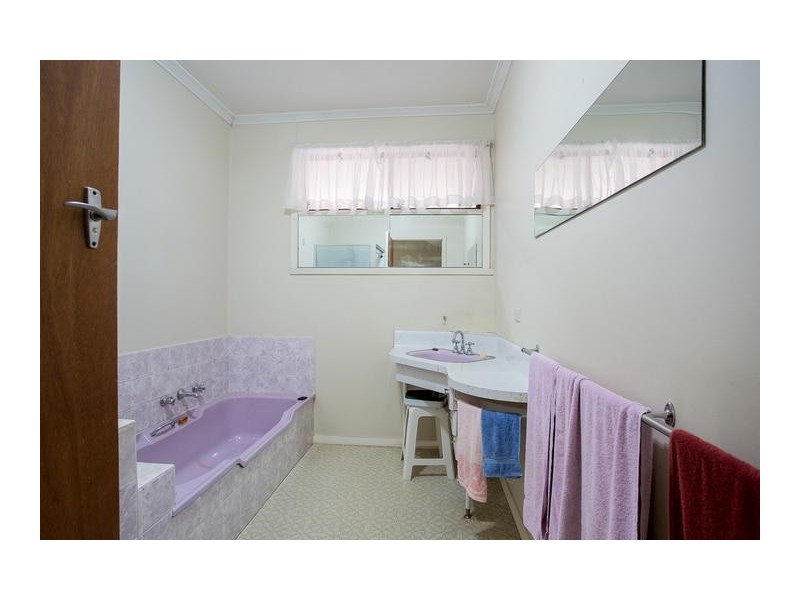 28 Woodbury Street, Strathdale VIC 3550