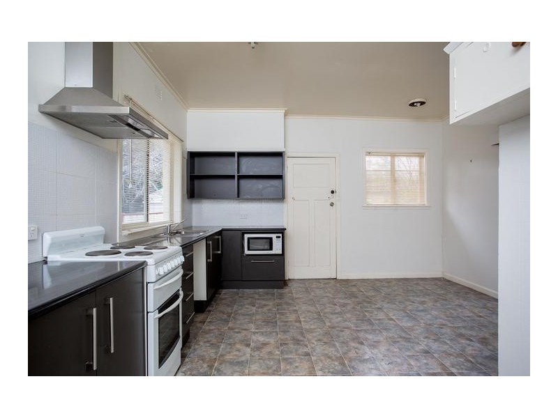 3 Ewing Avenue, Flora Hill VIC 3550