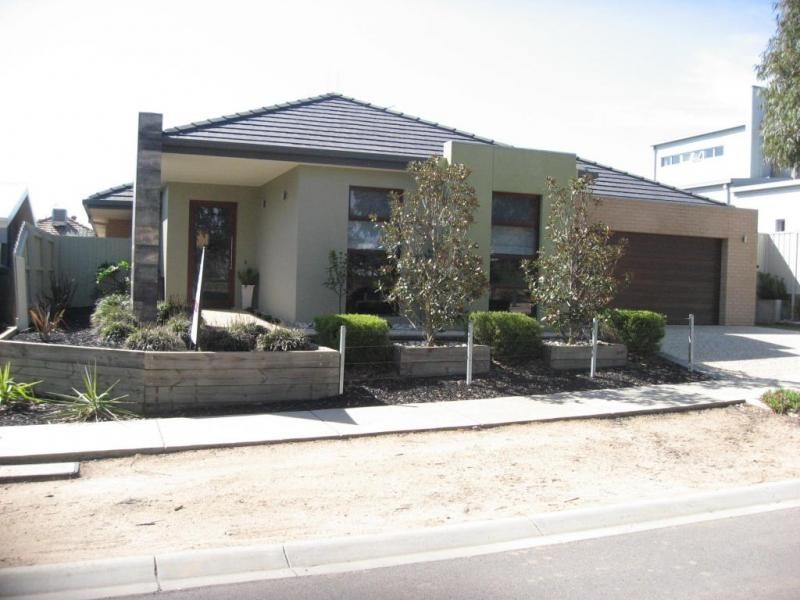 4 Medika Avenue, Kangaroo Flat VIC 3555