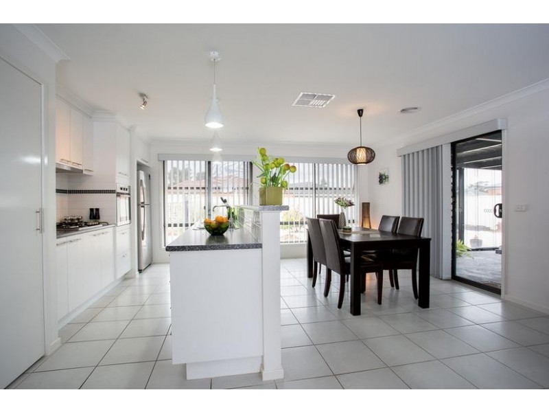 5 Nirimba Court, Epsom VIC 3551