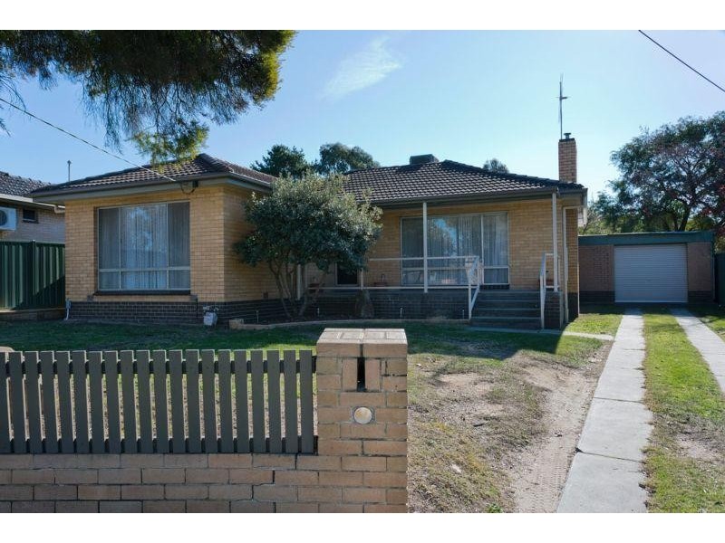 17 Fenton Street, North Bendigo VIC 3550