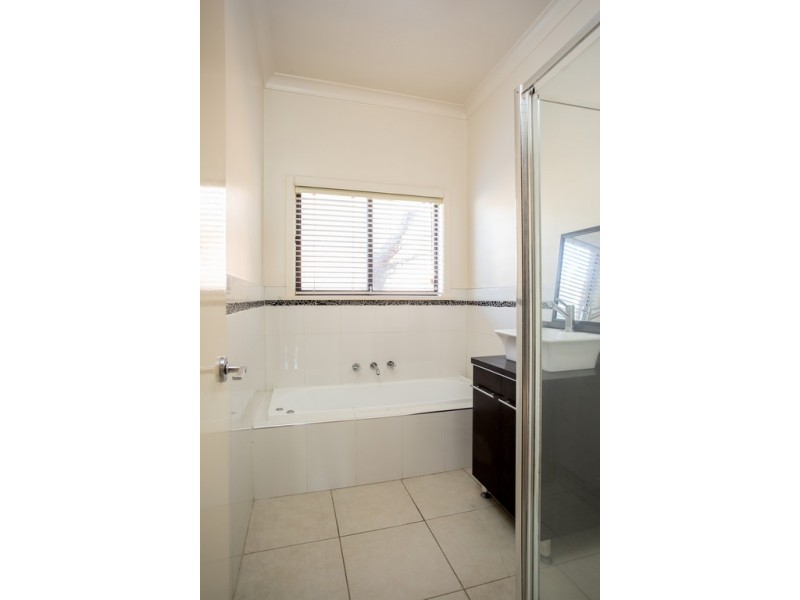 41 Somerville Street, Flora Hill VIC 3550