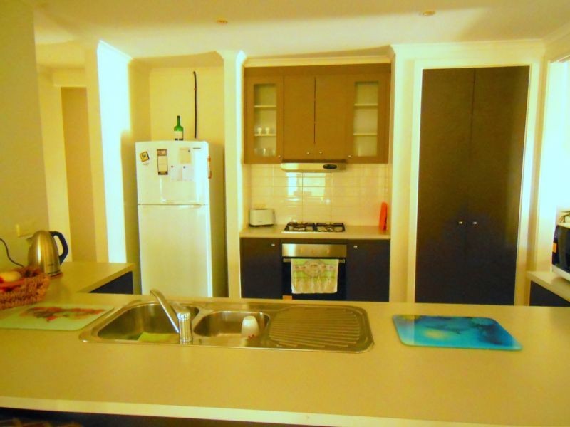 1 Dowker Street, Epsom VIC 3551