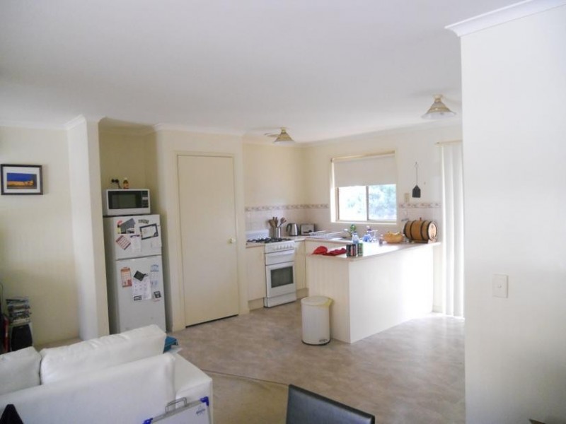 6/174 St Aidens Road, Kennington VIC 3550