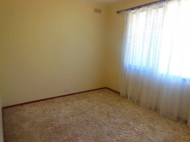 19 Muir Street, Kangaroo Flat VIC 3555