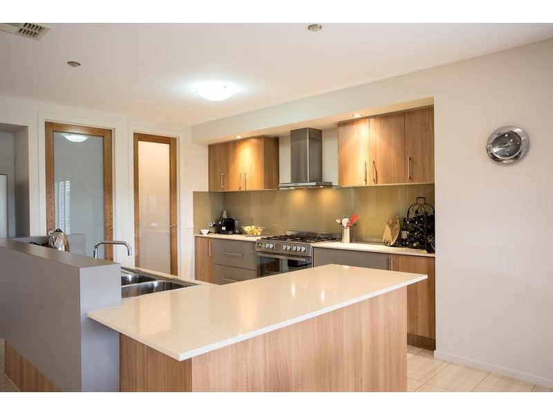 12 Arlington Court, Maiden Gully VIC 3551