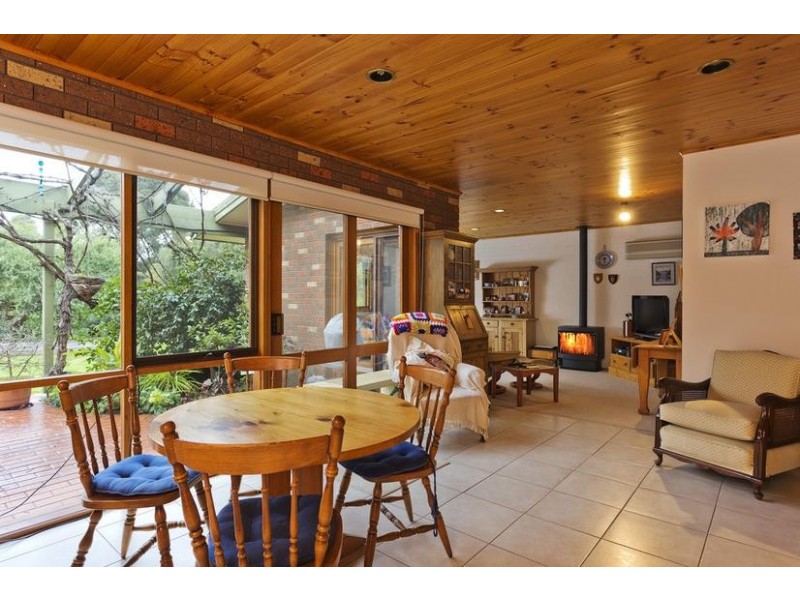 79 Lawson Street, Spring Gully VIC 3550