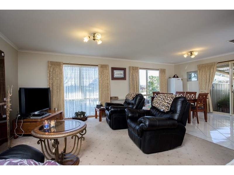 2 Timberview Terrace, Kangaroo Flat VIC 3555