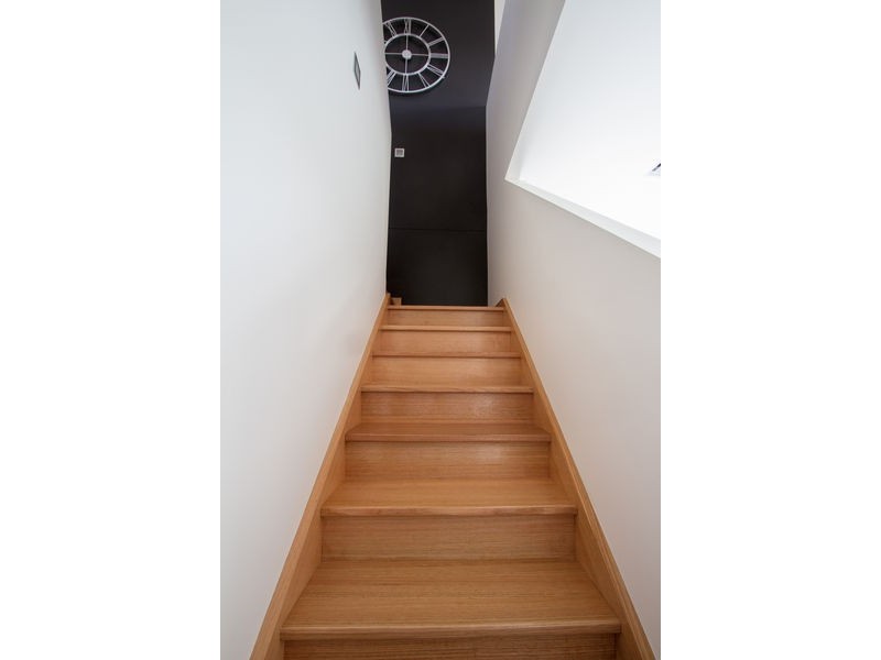 16 Barton Court, Flora Hill VIC 3550
