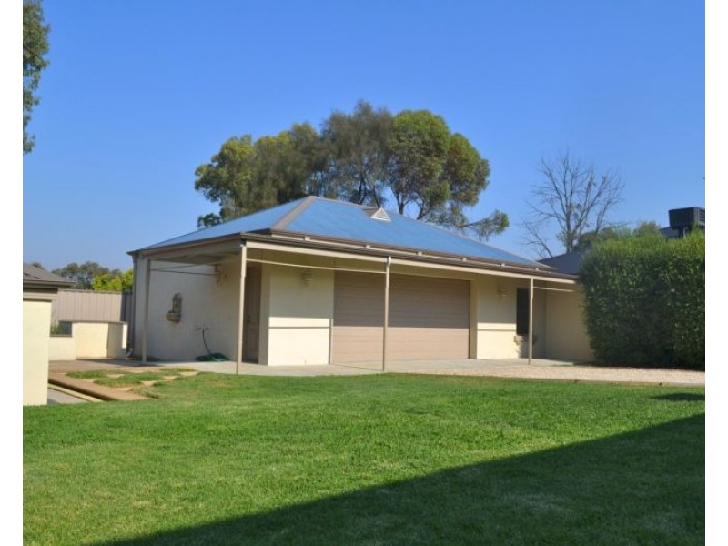 84 Sternberg Street, Bendigo VIC 3550