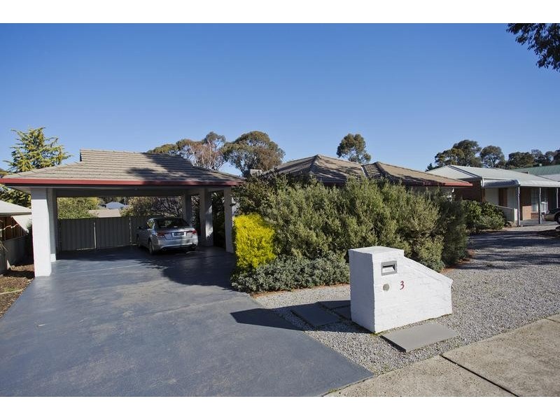 3 Ironbark Court, Kennington VIC 3550
