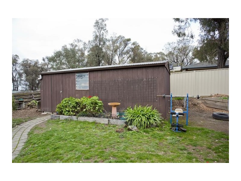 60 Browning Street, Kangaroo Flat VIC 3555
