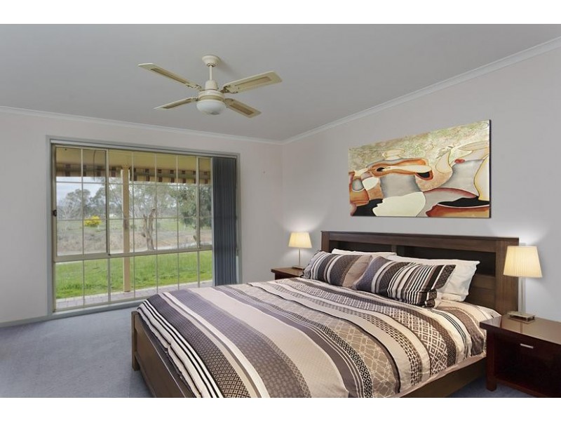 231 McCleans Road, Strathfieldsaye VIC 3551