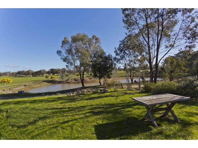 231 McCleans Road, Strathfieldsaye VIC 3551