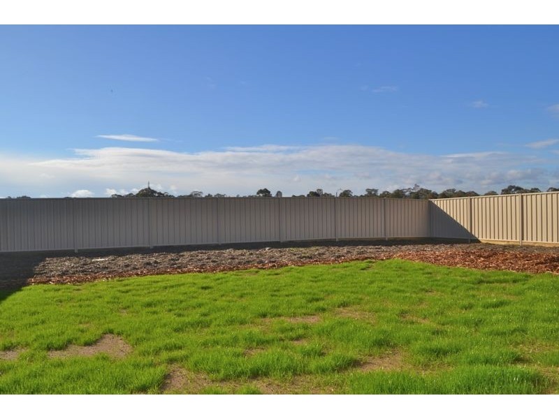 11 Cumberland Terrace, Strathfieldsaye VIC 3551