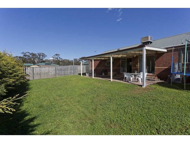 4 Holmes Road, Huntly VIC 3551