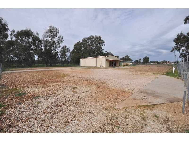 92-96B Midland Highway, Bendigo VIC 3550