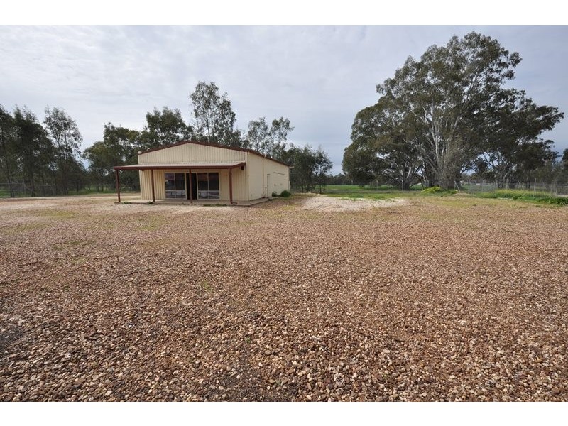 92-96B Midland Highway, Bendigo VIC 3550