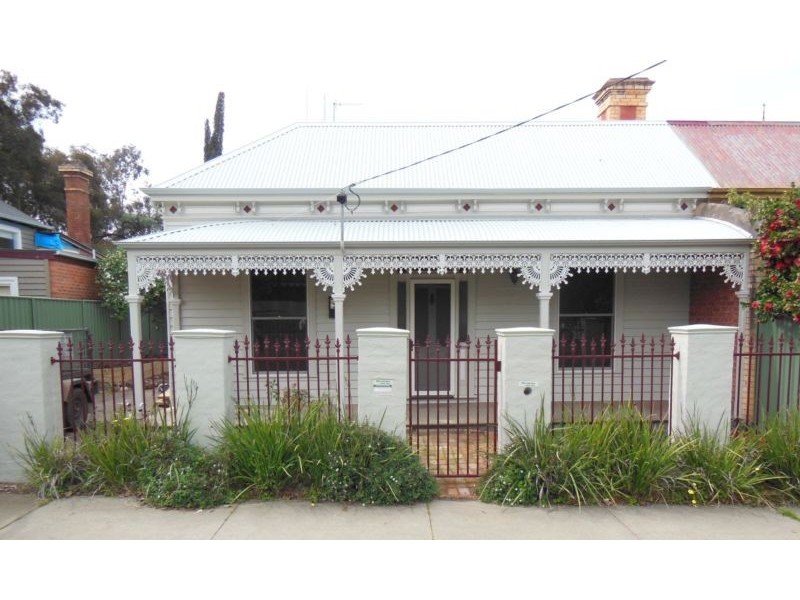 76 Vine Street, Bendigo VIC 3550