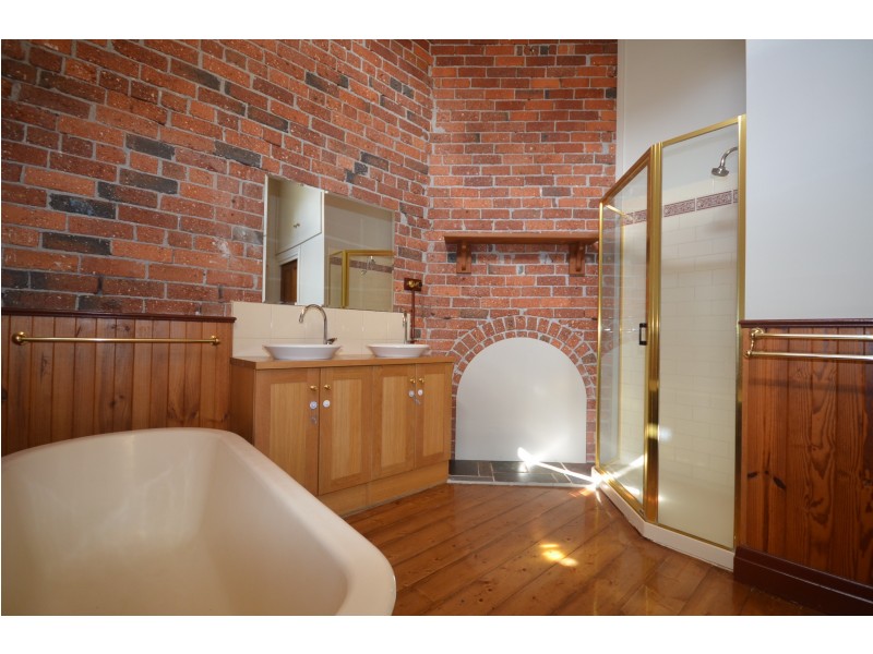 76 Vine Street, Bendigo VIC 3550