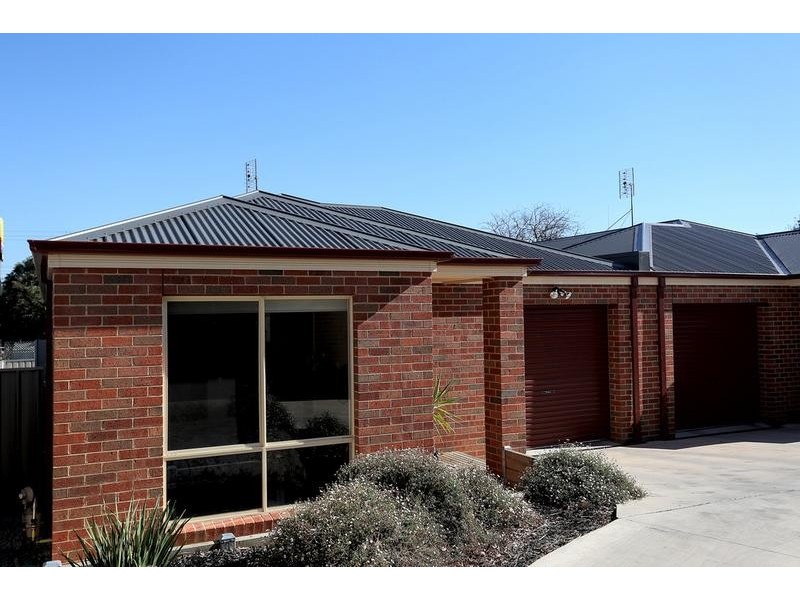 3/28A Church Street, Kangaroo Flat VIC 3555