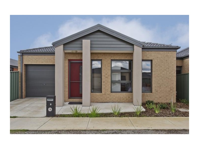 13 Deharl Court, Epsom VIC 3551