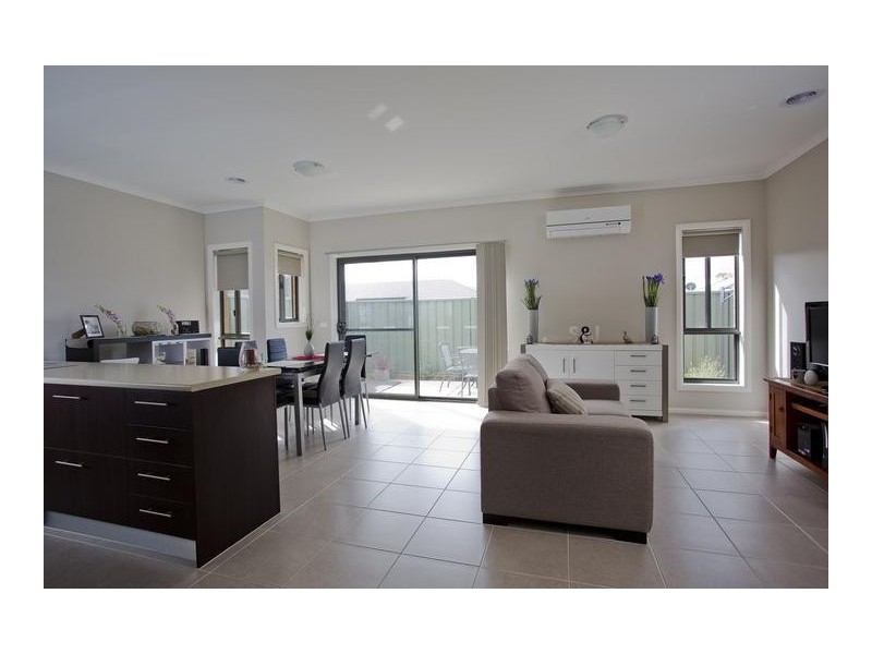 13 Deharl Court, Epsom VIC 3551