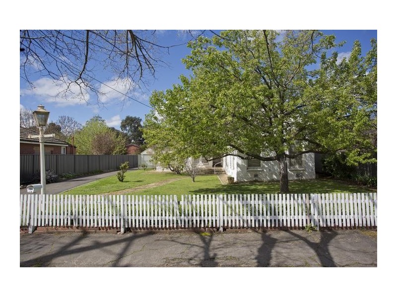57 Sternberg Street, Kennington VIC 3550