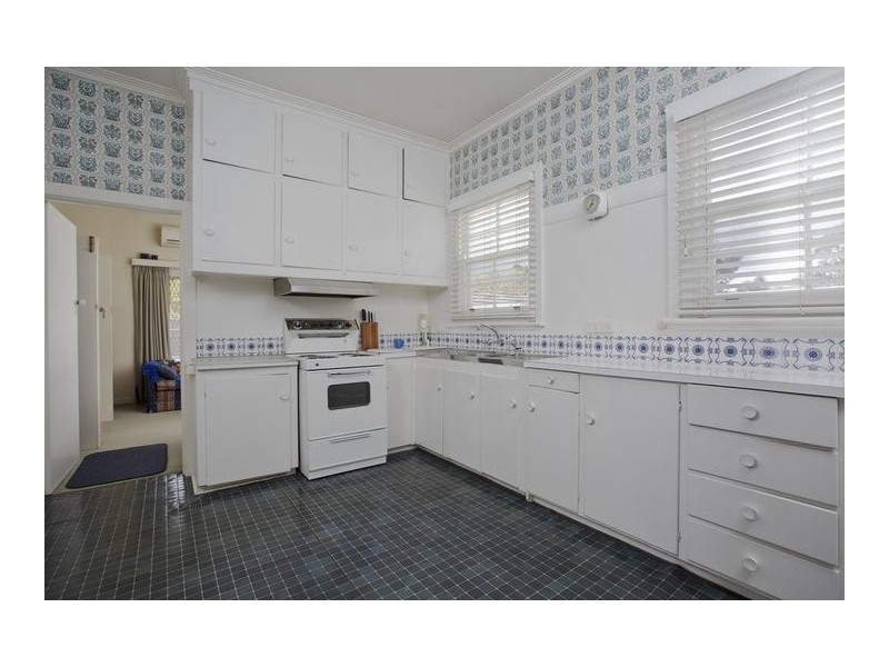 57 Sternberg Street, Kennington VIC 3550