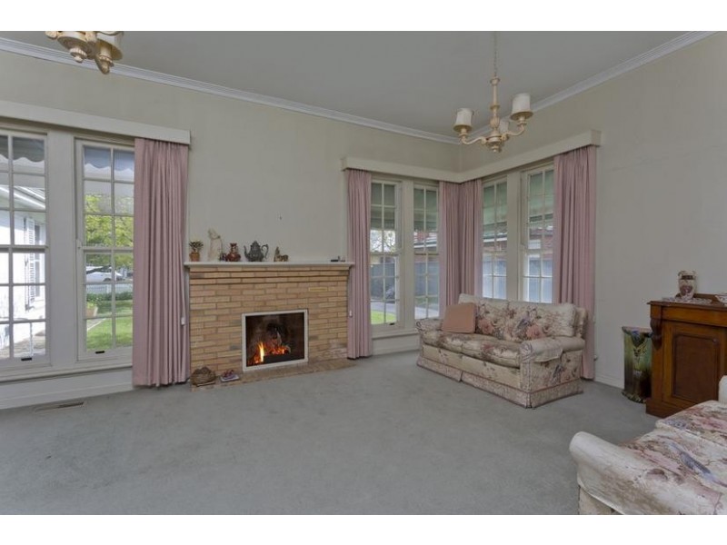 57 Sternberg Street, Kennington VIC 3550