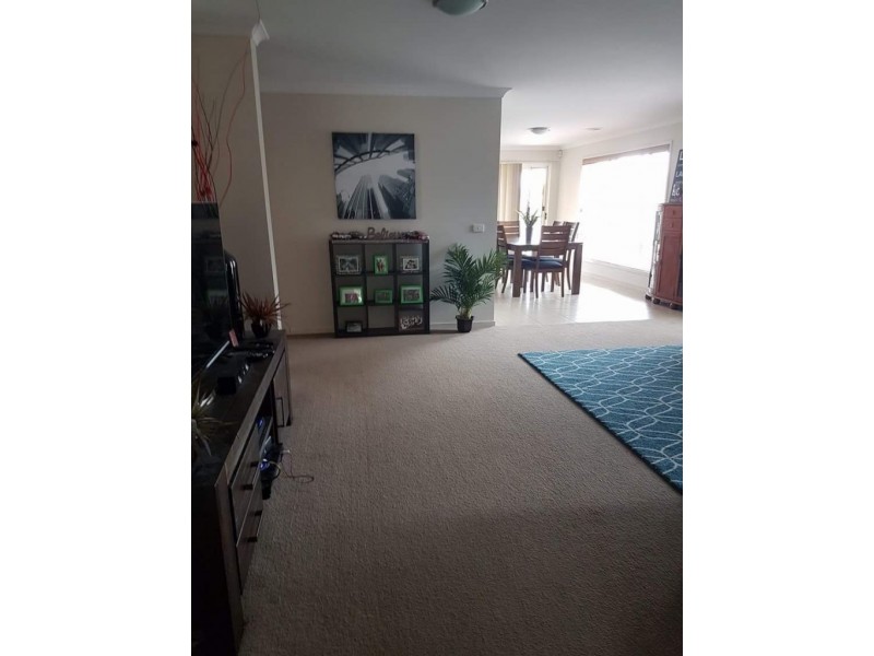10 Irrabella Place, Kangaroo Flat VIC 3555