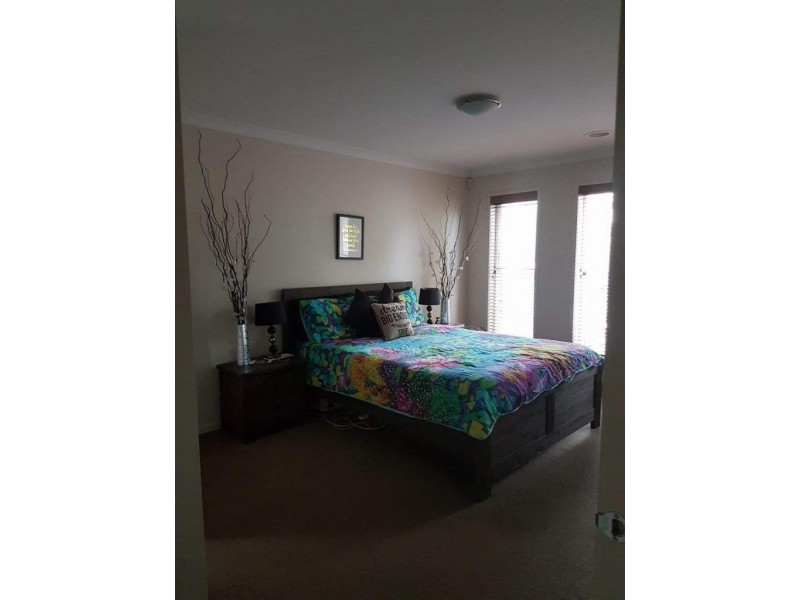 10 Irrabella Place, Kangaroo Flat VIC 3555