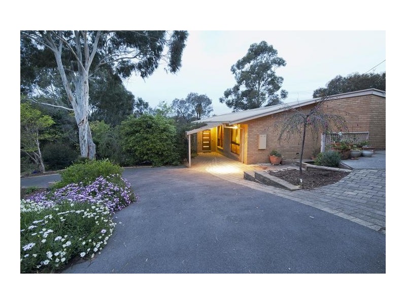 151 Edwards Road, Kennington VIC 3550