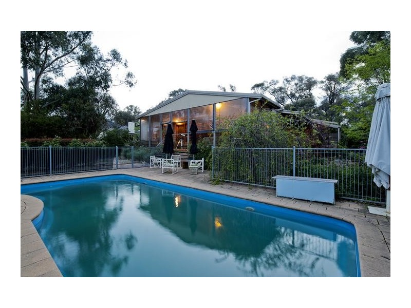 151 Edwards Road, Kennington VIC 3550