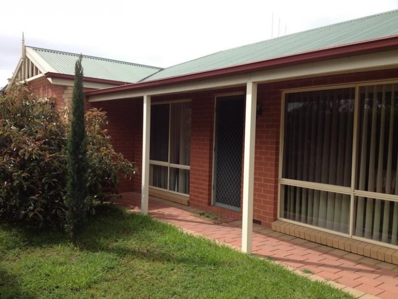 13 Paterson Street, Quarry Hill VIC 3550