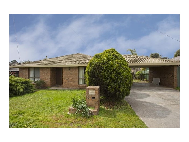 27 Ridgeway Crescent, Kennington VIC 3550