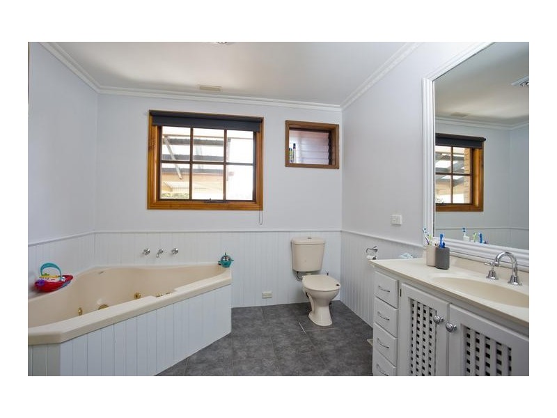 26 Victoria Street, Eaglehawk VIC 3556