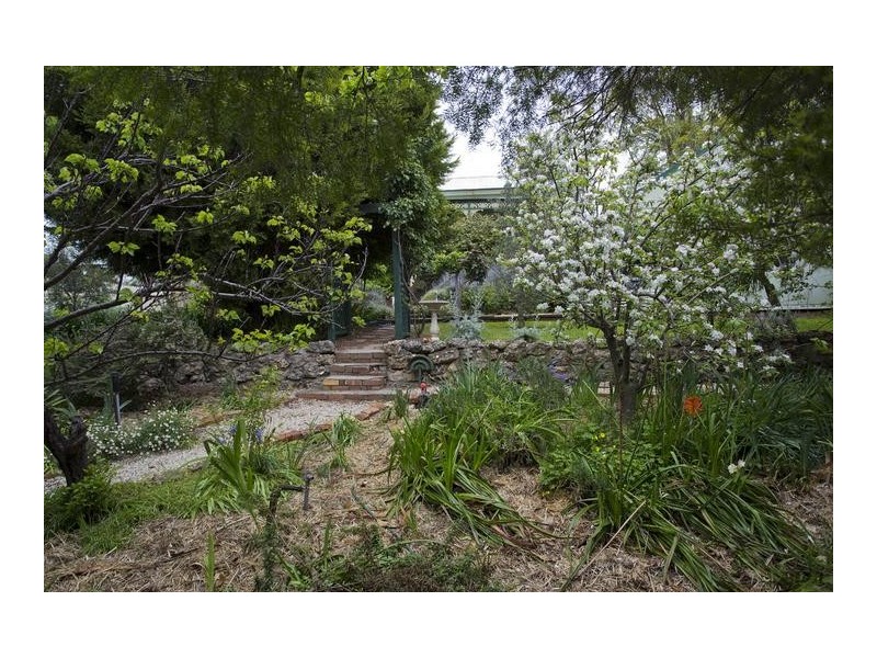 235 Eaglehawk Road, Bendigo VIC 3550