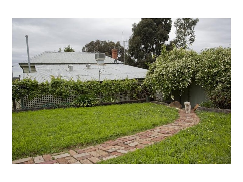 235 Eaglehawk Road, Bendigo VIC 3550