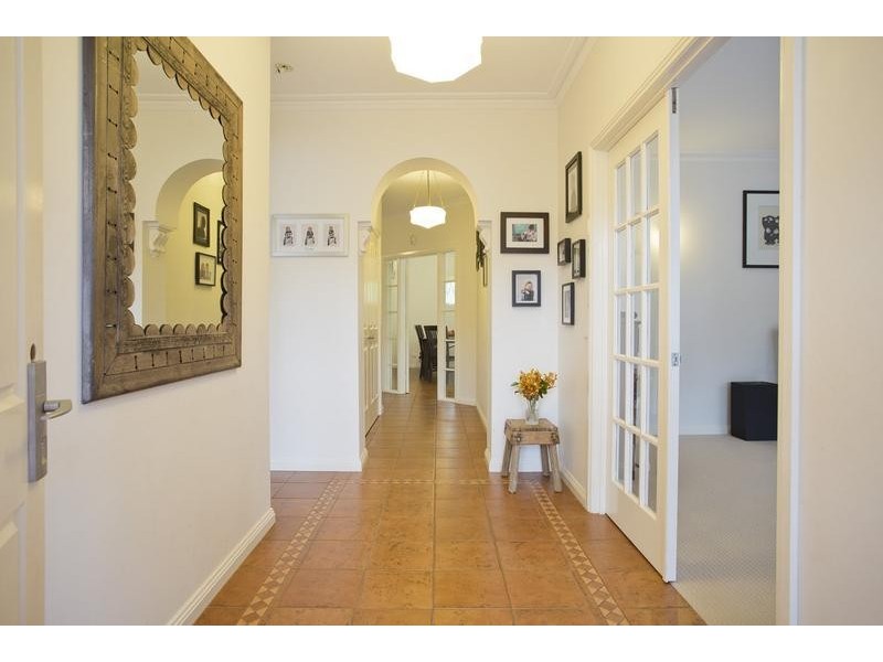 9 Golden Glade, Strathdale VIC 3550