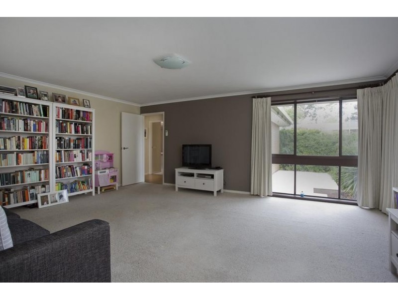 23 Cheriton Drive, Strathdale VIC 3550