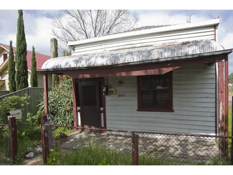 255 High Street, Golden Square VIC 3555