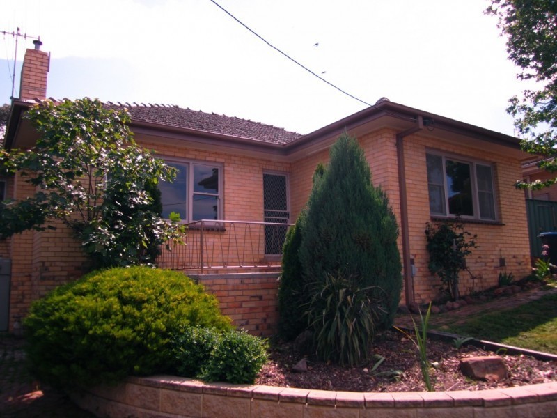 25 Harpin Street, Strathdale VIC 3550