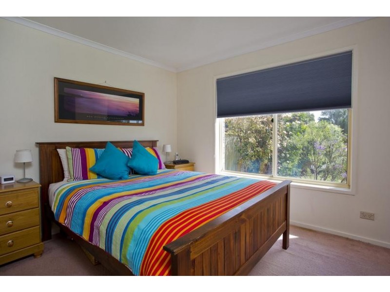 33 Queen Street, Kangaroo Flat VIC 3555