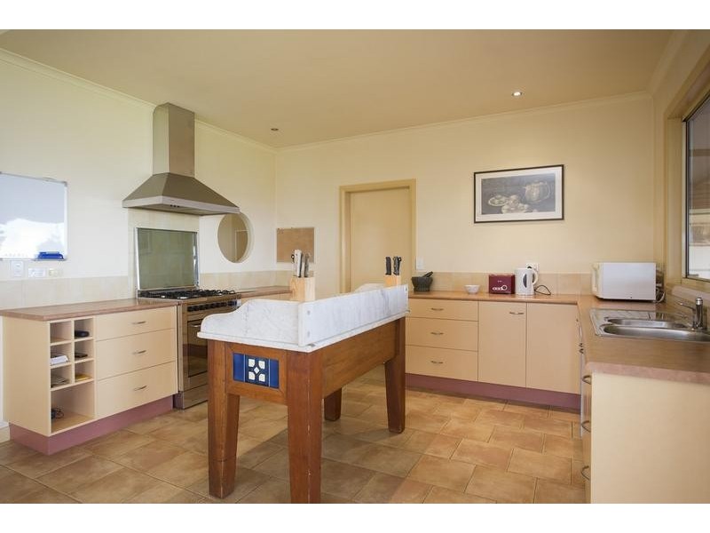 90 Ford Road, Harcourt North VIC 3453